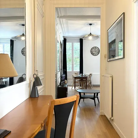 Le Jeanne D'arc - 4pers Pl Du Vieux Marche